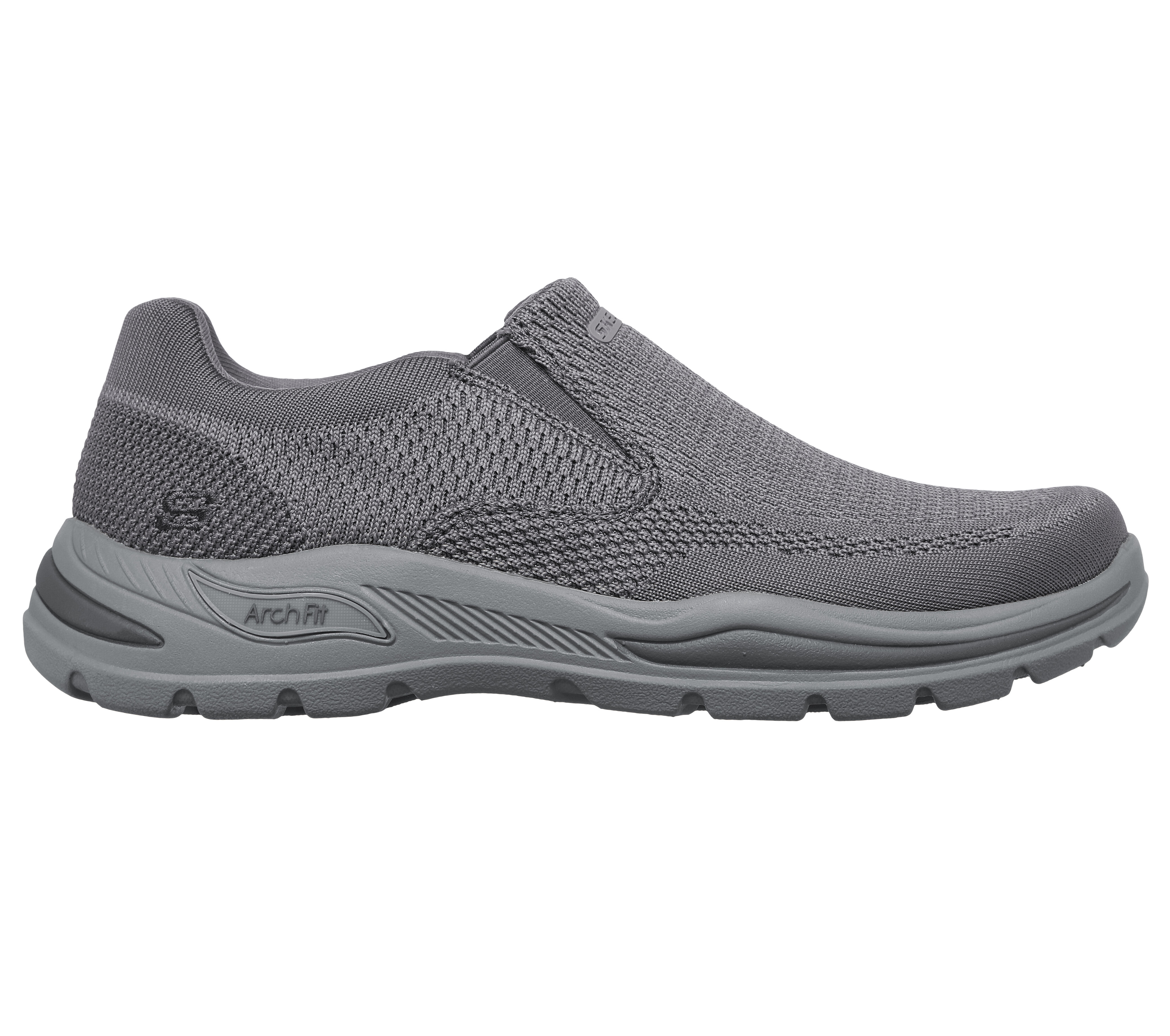 Relaxed fit on sale shoes skechers