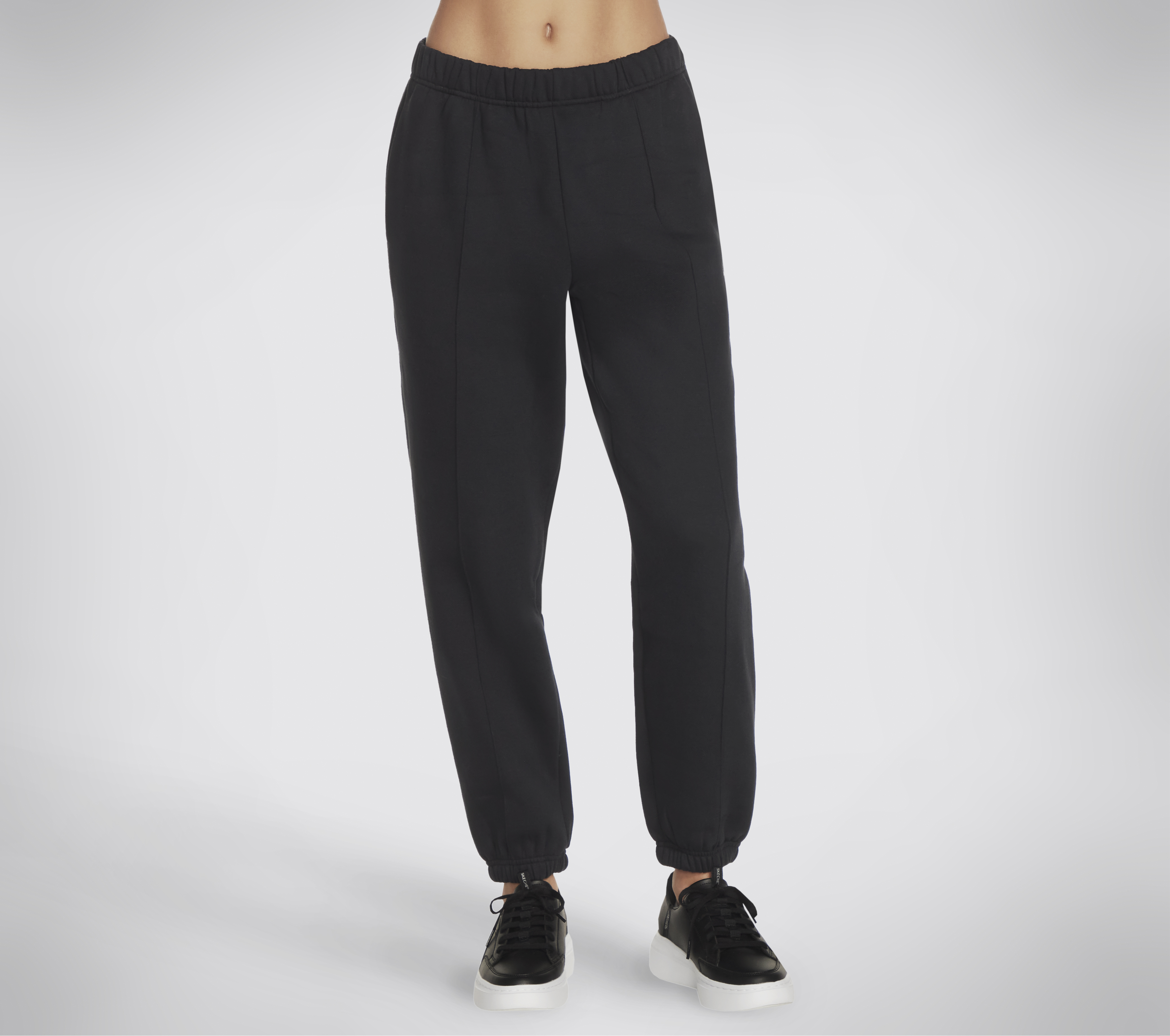 Skechers Women's SKECH-SWEATS Delight Jogger in Black, Size Large | Cotton/Polyester